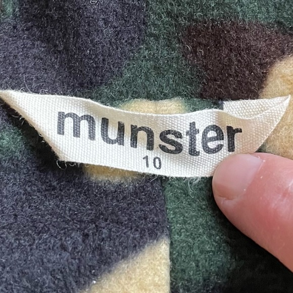 Munster Kids Camo jacket, size 10 - Picture 7 of 11